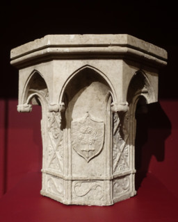 Column from the dining room of the Cottage Palace.