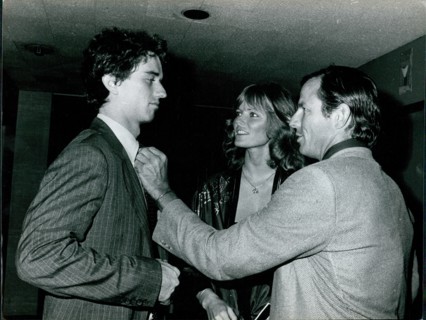 Actress Cheryl Tiegs watches boyfriend, photographer Peter Beard adjust Robert F Kennedy Jr.'s tie