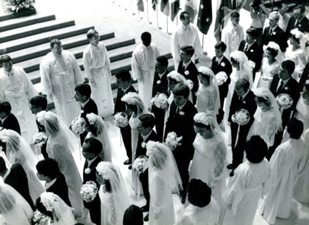 Mass wedding ceremony for Reverend Moon's Unification Church at Madison Square Garden