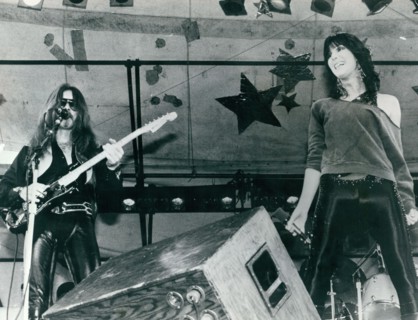 Cher and boyfriend Les Dudek performing in concert at Central Park, New York