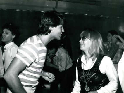 Gallery owner Gary Lejeski dancing with Cynthia Lennon at Studio 54 in New York