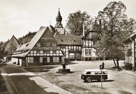 Germany, Goslar, Frankenberger Plan with a parked Gutbrod Atlas van and half-timebered house, 1951 circa