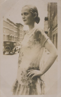 Ellie Jones