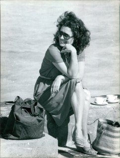 Margaret Trudeau with carefree moment along the sea