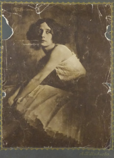 Portrait of the ballerina Anna Pavlovna Pavlova (1881-1931)
