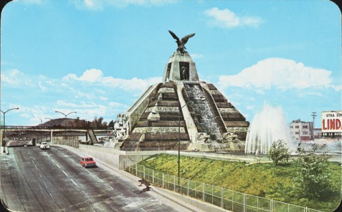 Monumento a la Raza en la Ciudad de Mexico
