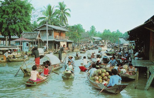 Wad Sai Floating Market, Dhonburi, Thailand