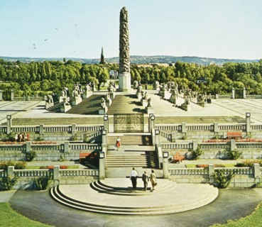 Norway, Oslo, Vigelandsanlegget. The Monolith by artist Vigeland