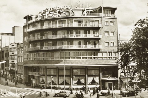 Utrecht, Hotel Smits in Vredenburg square