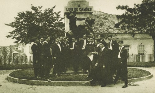 Coimbra, University student group portrait