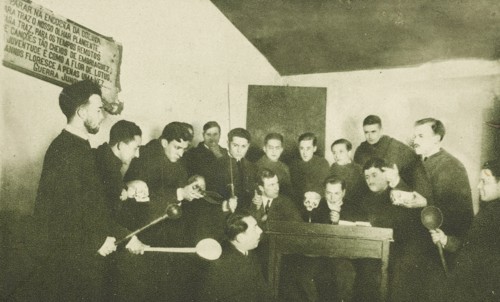 Coimbra, A tribunal of university students
