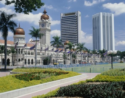 MALAYSIA, Peninsular, Kuala Lumpur, Sultan Abdul Samad building with its copper domes and