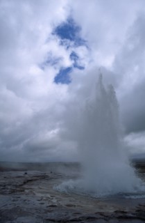 ICELAND, Geysir, Eruption of Strokkur Geyser.