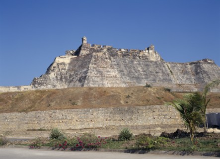 COLOMBIA, Bolivar Department, Cartagena, The Castle of San Felipe de Barajas with steep sided walls