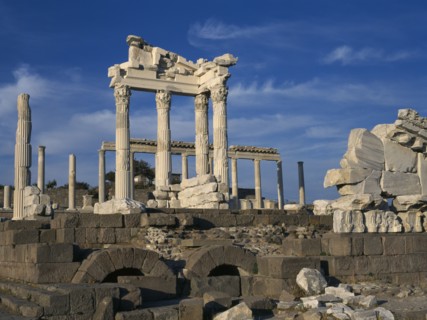 TURKEY, Aegean Coast, Pergamum, Acropolis ruins on outskirts of Bergama.