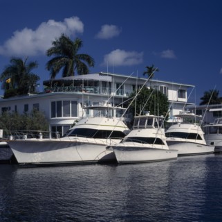 USA, Florida,  Fort Lauderdale, Yachts moored in inland waterway