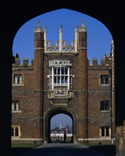 ENGLAND, London, Hampton Court Palace
