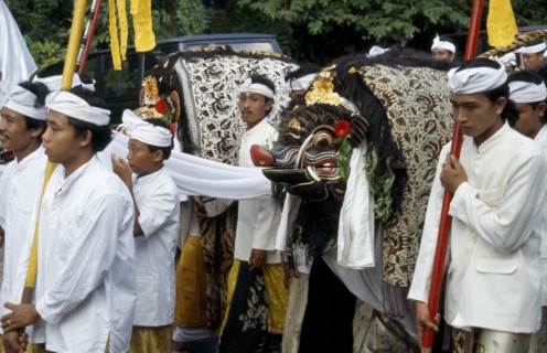 INDONESIA, Bali  , Ubud, Hindu temple Parade