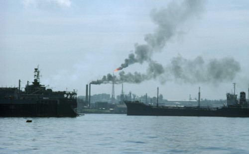 CUBA, Havana, Casablanca oil refinery and pollution in the harbour.