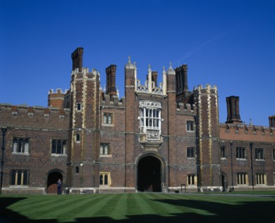 ENGLAND, London, Hampton Court Palace exterior