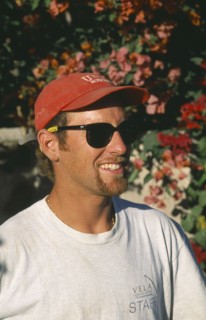 USA, People, Men, "Single American man  in baseball cap and sunglasses, head and shoulders