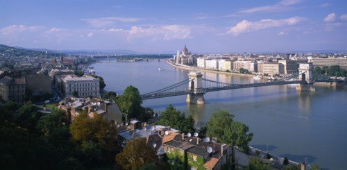 HUNGARY, Budapest, View over city and the Chain Bridge
