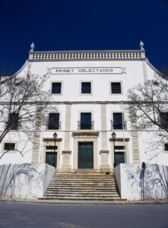 PORTUGAL, Algarve, Faro, Exterior of Monet Oblectando
