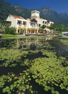 MALAYSIA, Kedah, Langkawi, Oriental Village shopping complex at Burau Bay set around an artificial