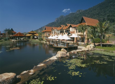 MALAYSIA, Kedah, Langkawi, Oriental Village shopping complex at Burau Bay set around an artificial
