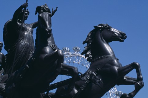 ENGLAND, London, Part view of the statue of Bodicea with the British Aiways London Eye just seen