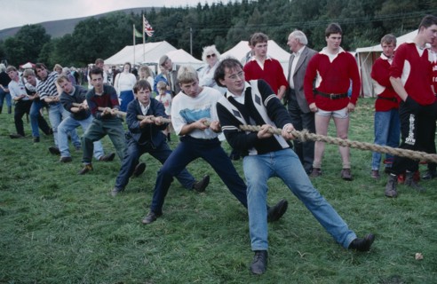20010657 SPORT  Tug of  War Hodder Valley show.