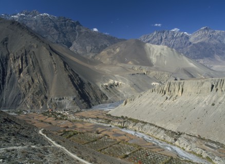 NEPAL, Annapurna Region, Jhong Khola Valley, Medieval fortress town of Kagbeni in high altitude