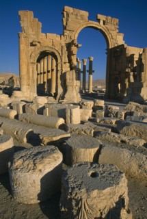 SYRIA, Central, Tadmur, Monumental arch. High central arch flanked by lower arch on each side with