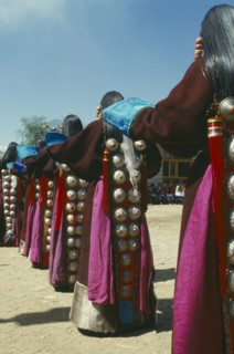 CHINA, Quinghai, Tibetan ladies dancing at a religious festival