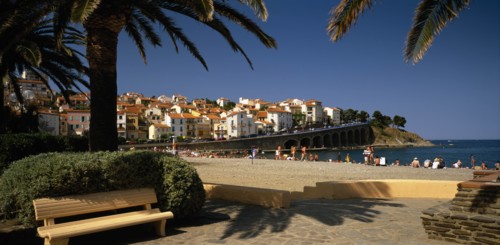 FRANCE, Languedoc-Roussillon, Pyrenees Orientals, Banyuls-Sur-Mere.  View across paved area and
