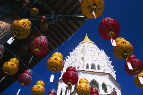 MALAYSIA, Penang, Kek Lok Si Temple, "Ban Po, the Pagoda of a Thousand Buddhas. Tiered top with