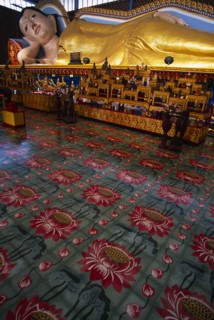 MALAYSIA, Penang, Georgetown, Wat Chayamangkalaram.  Interior with 32 metre long reclining Buddha