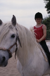 20002708 SPORT Equestrian Horse Riding Young girl on pony