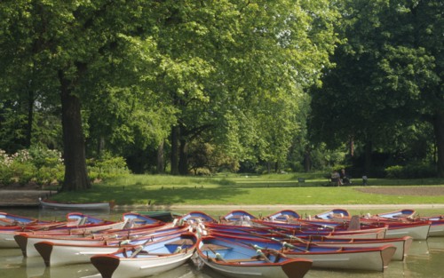 FRANCE, Ile de France, Paris, "Bois de Vincennes, boats on Lake Daumesnil"