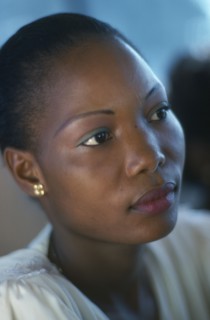 ZAIRE, Portraits, Young woman.  Head and shoulders portrait.