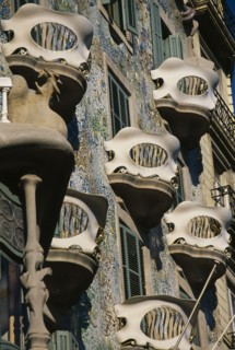 SPAIN, Catalonia, Barcelona, Illa de la Discordia or Block of Discord.  Casa Batllo designed by