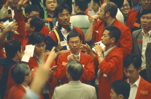 SINGAPORE, Financial District, Raffles Place, Busy Derivatives Trading Floor of the Singapore Stock