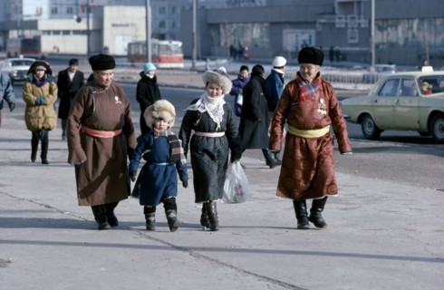 MONGOLIA, Ulaanbaatar, Family visiting at New Year.