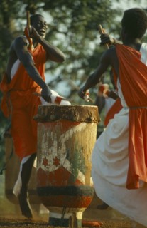 BURUNDI, Gishoro, Traditional drummers