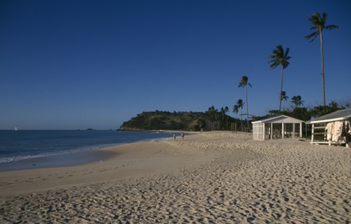 WEST INDIES, Antigua, Beach scene