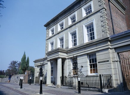 20059218 ENGLAND East Sussex Lewes Castlegate House exterior.