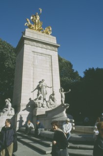 USA, New York, Manhattan, Maine memorial on Columbus Ciorcle and the south west corner of Central