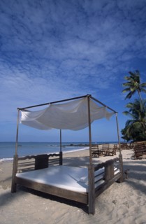 THAILAND, Krabi, Koh Lanta, Relax Bay four poster bed on the beach