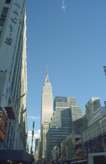 USA, New York, Manhattan, Empire State building seen from 35th street