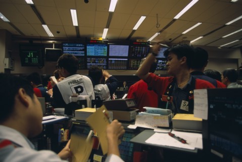 SINGAPORE, Financial District, Raffles Place, Derivatives Trading Floor of the Singapore Stock
